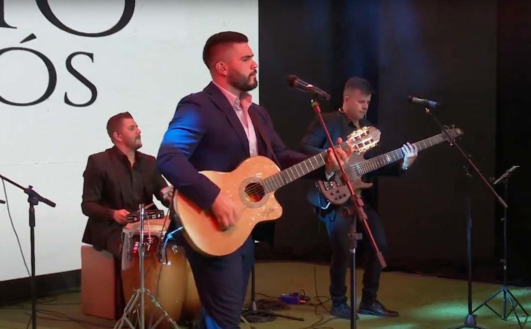 Mario Quirós y su Banda